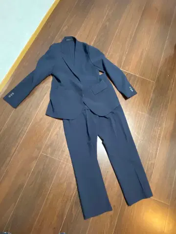 UNIQLO 여성 수트