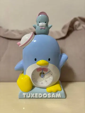 산리오 턱시도샘 탁상시계 흔들시계