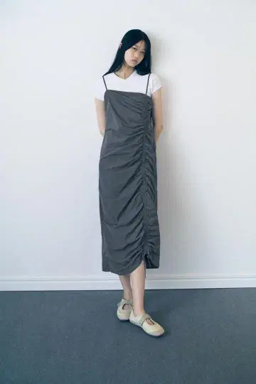 ZARA 자라 드레이프 나일론 원피스 여성용 M 사이즈