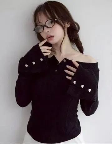 andmary Dorothy heart tops 앤드마리