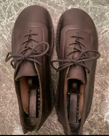 트리픈 TRIPPEN 40 새상품급 블랙