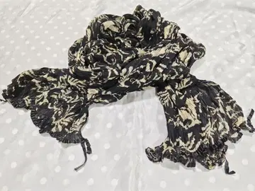 ISSEY MIYAKE FETE 플리츠 스톨