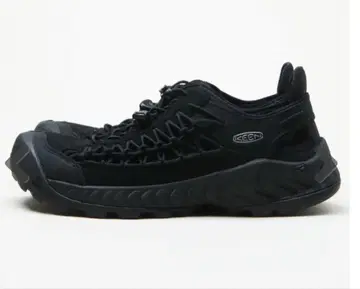 KEEN UNEEK NXIS Triple Black