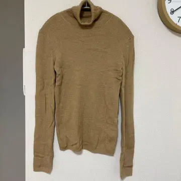 유나이티드 애로우즈 터틀넥 니트