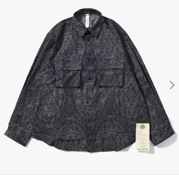 SHINYAKOZUKA HIS WORK SHIRT