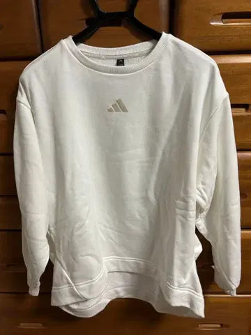 adidas 여성용 트레이닝복 맨투맨 화이트 계열