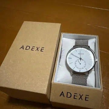 미사용 새상품 ADEXE 실버 메쉬 밴딩 손목시계