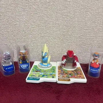 데이터 커리어 포켓몬 라이볼트 그란돈 피규어