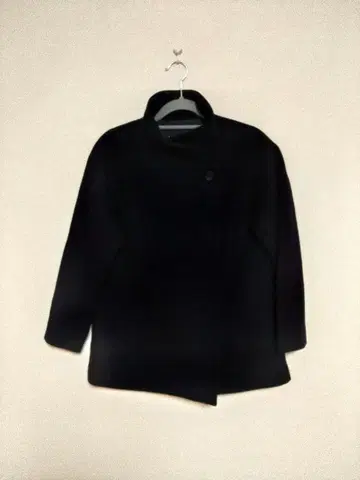 INDIVI 다크 네이비 숏코트 스탠드 카라 사이즈 5호