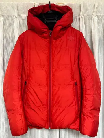 다운 80% 페더 20% 새상품급 데상트 빨간색 다운 자켓