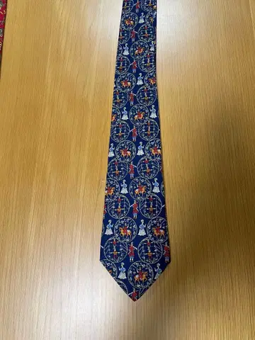 Salvatore Ferragamo 실크 넥타이