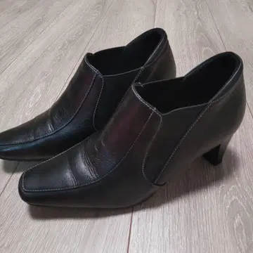 비쓰리 부츠 블랙