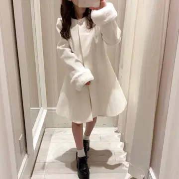 에블린 비쥬 A라인 코트 화이트 비쥬 없음