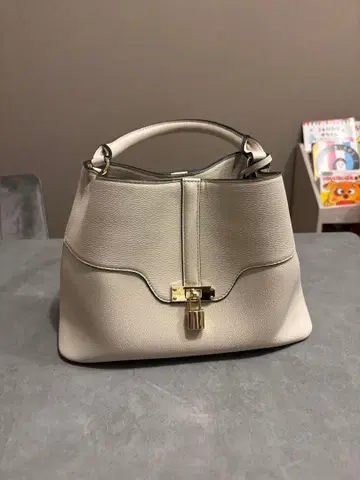 SNIDEL 스나이델 패드락백 핸드백