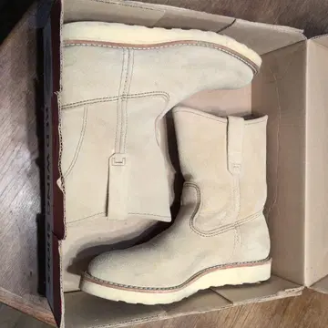 RED WING 베이지 스웨이드 워크 부츠