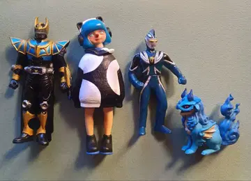 캐릭터 피규어 4체 세트