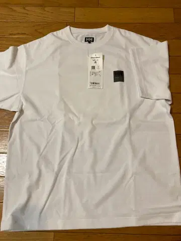 미사용 새상품 헬리한센 T셔츠 S사이즈