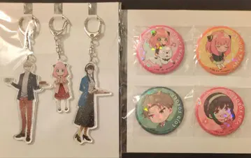 스파이 패밀리 출전관 키라키라 스노우 캔뱃지 & 아크릴 키링