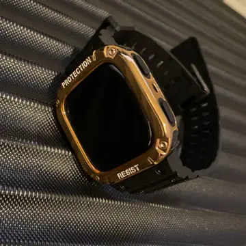 Fitbit 스퀘어형 블랙/골드