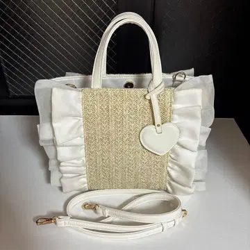 daiana 주역급 토트백 바스켓