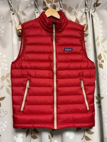 거의 미사용품 파타고니아 다운 스웨터 베스트 S 퍼프 베스트 84622