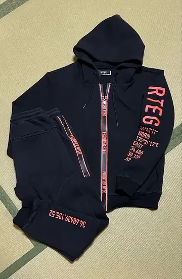 RTEG 풀 집업 후드 부착 맨투맨 M 블랙