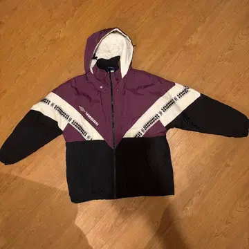 UMBRO 나일론 자켓 보라색/블랙