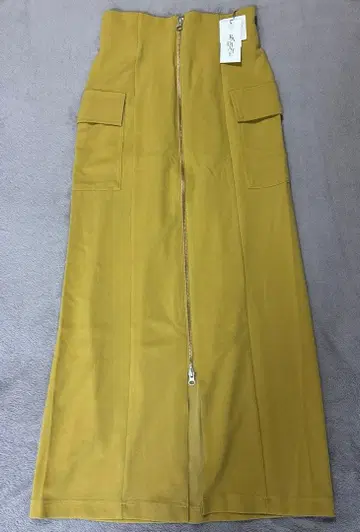 미착용 새상품 RADIATE 머스타드 플레어 스커트