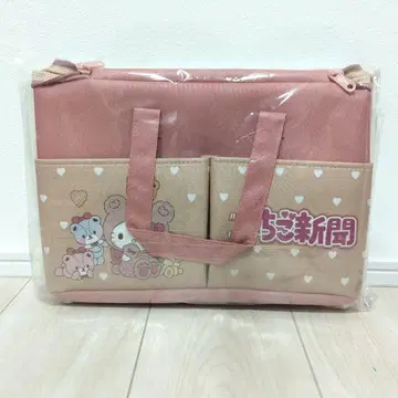 헬로키티 딸기신문 645호 콜라보레이션 큰 포켓 달린 바스켓 백