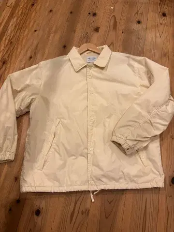 FORK & SPOON 어반 리서치 크림색 나일론 자켓