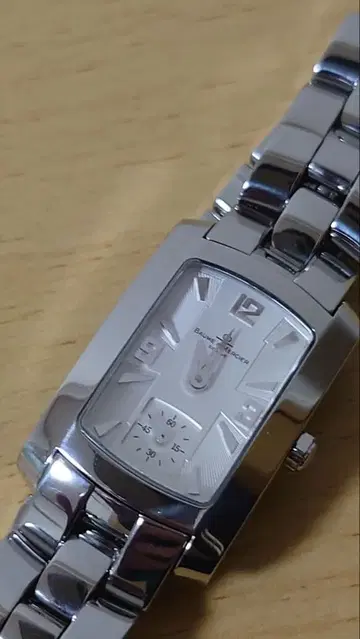 [ 새상품급 ] 보메 메르시에 실버 스테인리스 스틸 쿼츠 손목시계