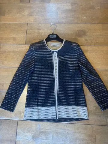 DANA PARIS 긴팔 가디건 울 100%