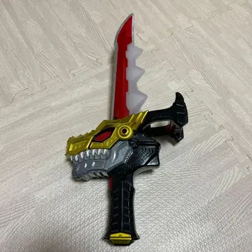 류소우켄 기사룡전대 류소우저