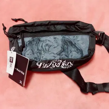 포켓몬 센터 NEW ERA Explorer Waist Bag 리자몽