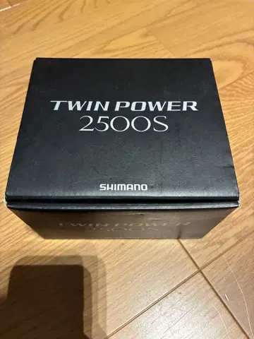 SHIMANO TWIN POWER 2500S 스피닝 릴