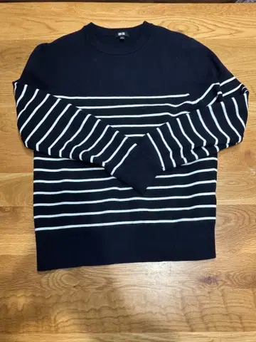 UNIQLO 스트라이프 니트 스웨터 S 사이즈