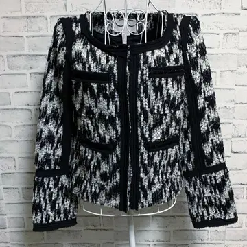 [ BCBGENERATION ] 화이트 블랙 노카라 자켓 XS