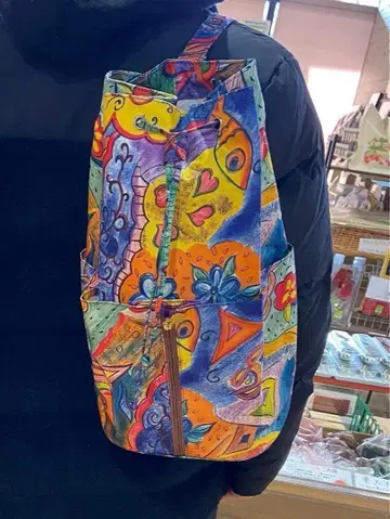 빈티지 구제 의류 개성적인 개성파 올 패턴 바디백 사코슈 피카소