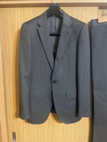 그레이 비즈니스 정장 나노 유니버스 46