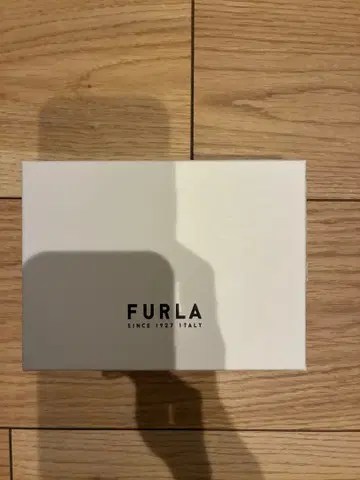 FURLA 프래그먼트 케이스 수납 가방 포함 토프