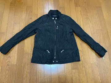 블랙 크레이프 가공 자켓