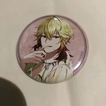 OVER REQUIEMZ with sweets 클로드 캔뱃지