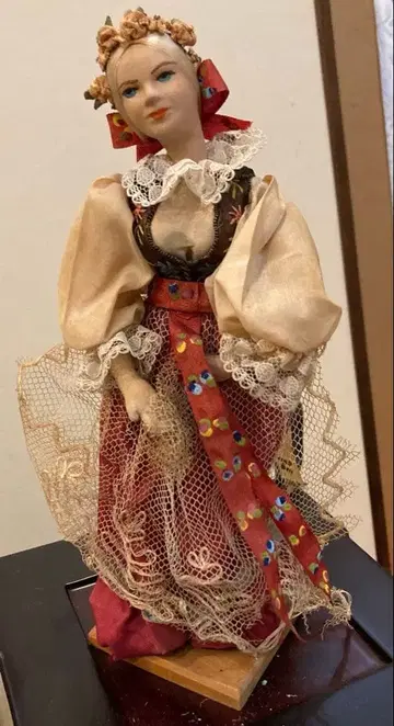 민족 의상풍 인형