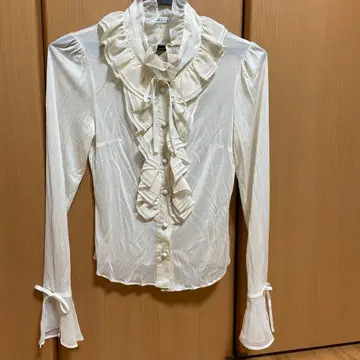 SCOT CLUB 프릴 시어 블라우스 화이트