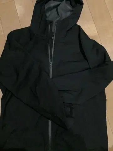 유니클로 블랙 마운틴 후드티 풀 집업