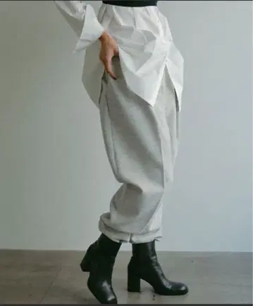 멜톤 저지 턱 팬츠 etretokyo