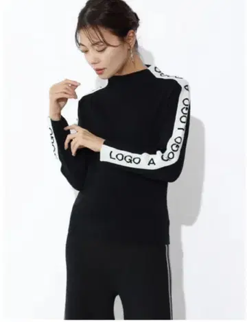 새상품 정가 16,000엔 스콧 클럽 로고 슬리브 타이트 니트 9호