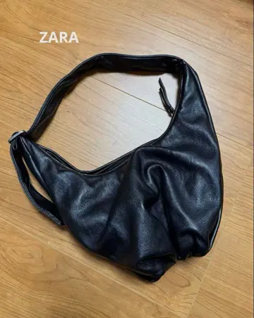 [ 새상품급 미사용 ] ZARA 블랙 숄더백