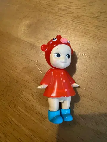 동물 모자를 쓴 소니 엔젤 피규어