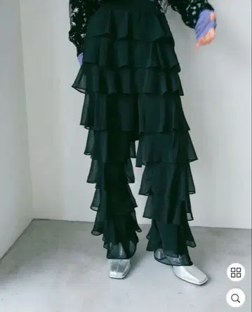 [ 완판템 ] sahara 티어드 팬츠 블랙